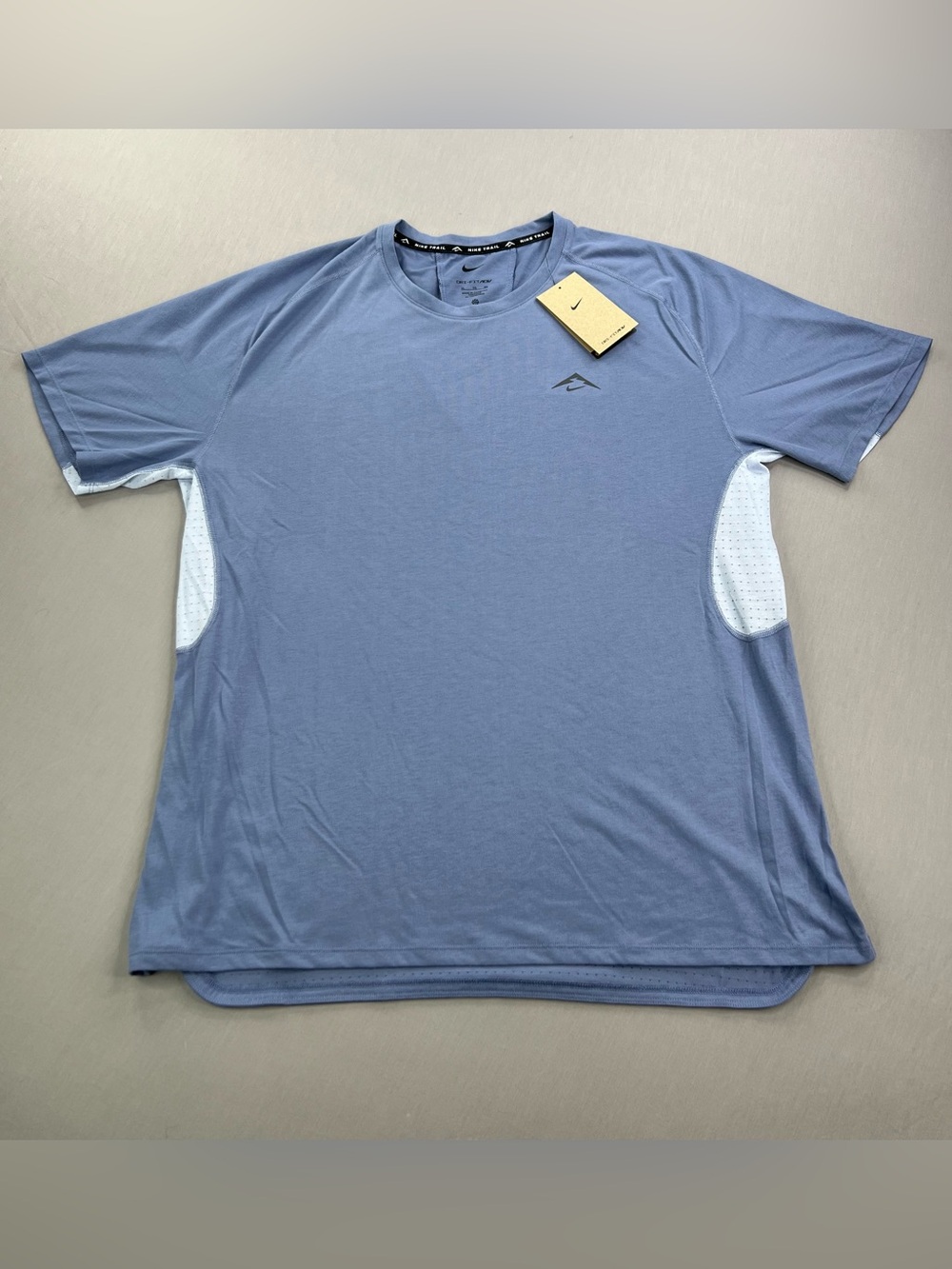 NIKE TRAIL SOLAR CHASE DRI-FIT ADV SHORT SLEEVE RUNNING SHIRT HJ3580-499